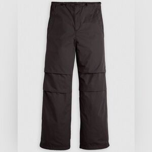Levi’s women’s parachute pants black size xs